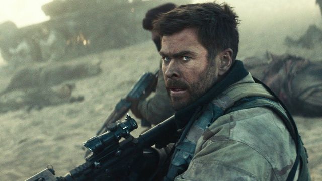 12-strong-chris-hemsworth-michael-shannon-nel-secondo-trailer-v3-312551